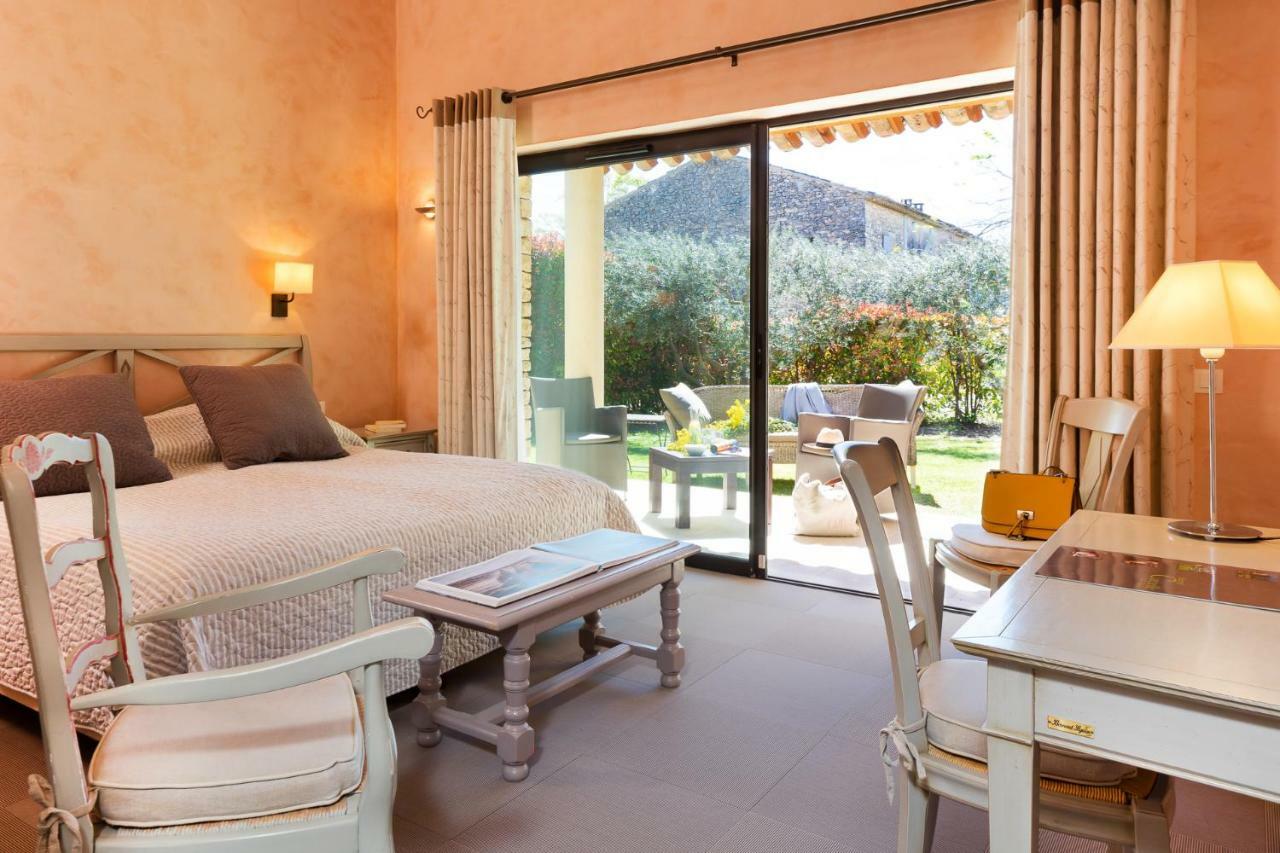 Carcarille Restaurant Le C 3* Gordes